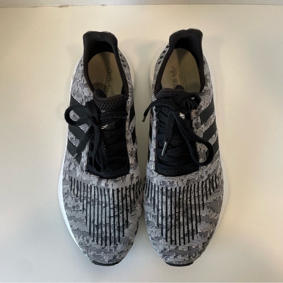 ASICS Swift Run Sneakers men’s EVK 2K 4001 size 12.5